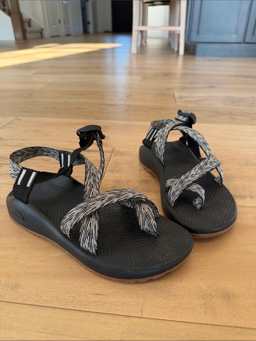 Chaco Women's Sandal in Black with Gray Patterned Straps
